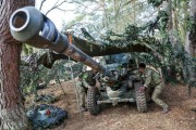 起卦问事英国将国防生产转向 “持续待命” 状态 投资 15 亿英镑新建六座弹药工厂